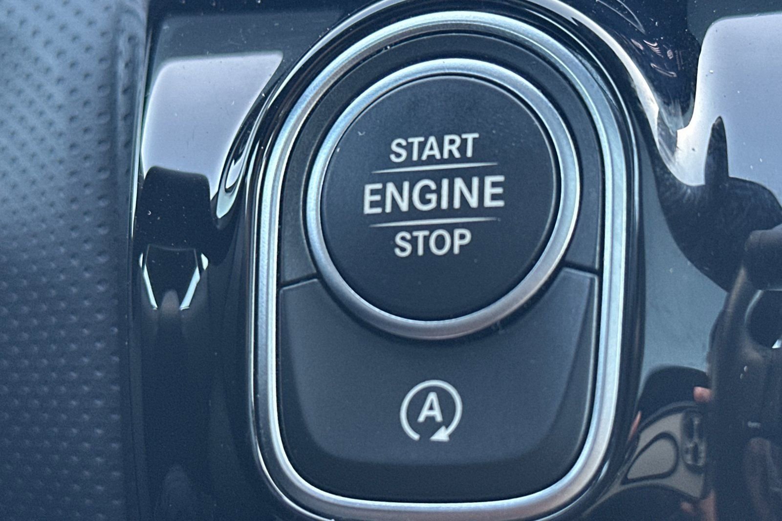 Used 2025 Mercedes-Benz CLA 250 image 34