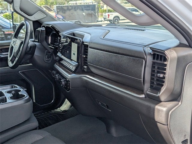 Certified 2025 Chevrolet Silverado 2500 LT w/ Safety Package image 17