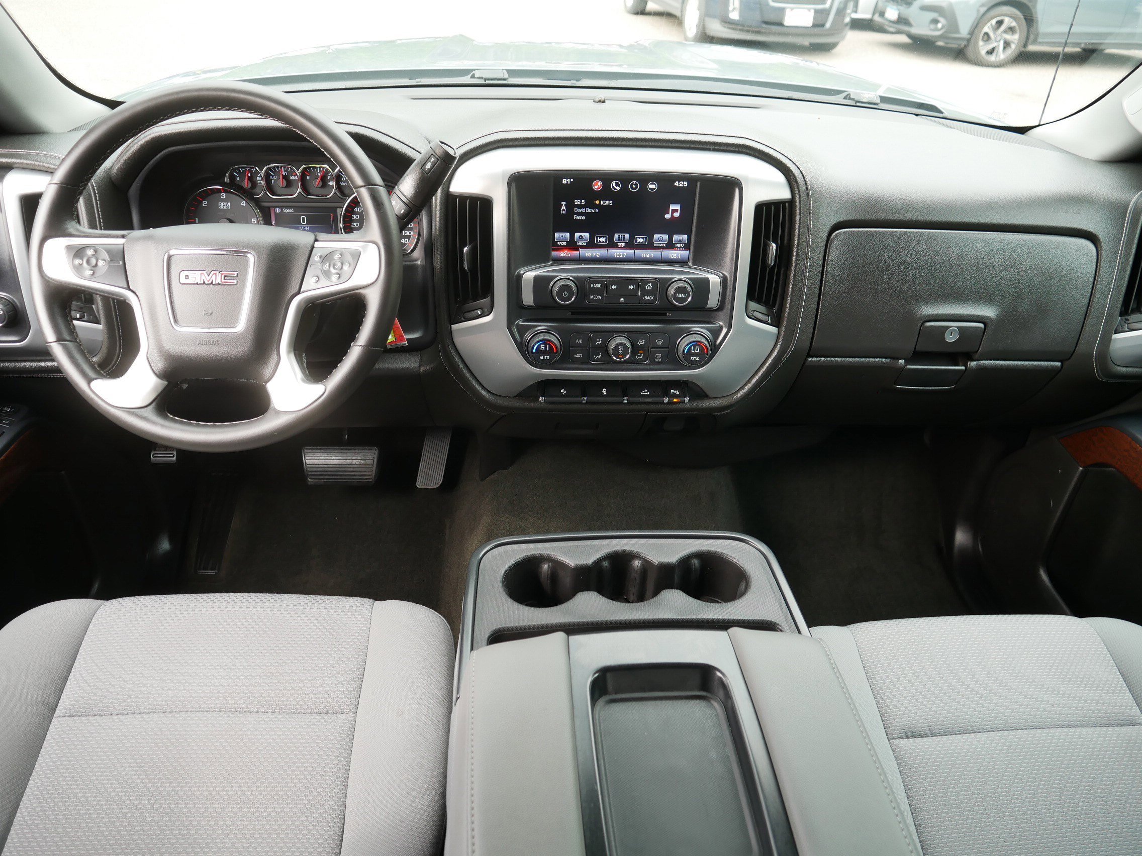 Used 2016 GMC Sierra 1500 SLE w/ SLE Value Package AWD/4WD image 10