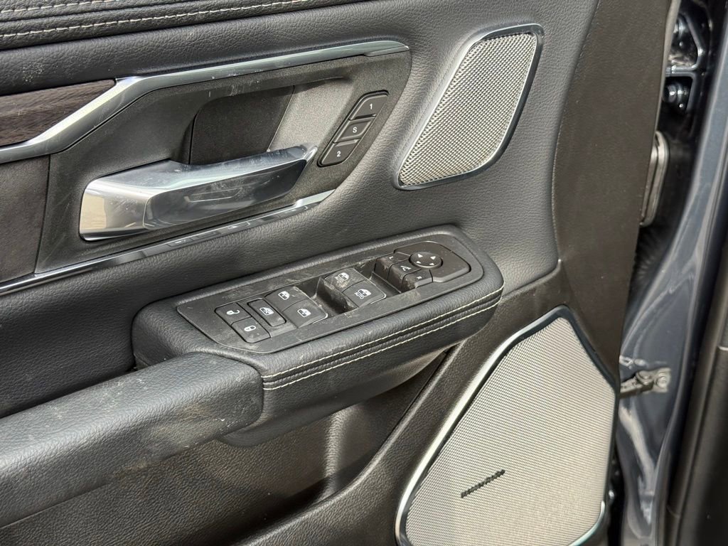 New 2026 RAM 1500 Laramie AWD/4WD image 12