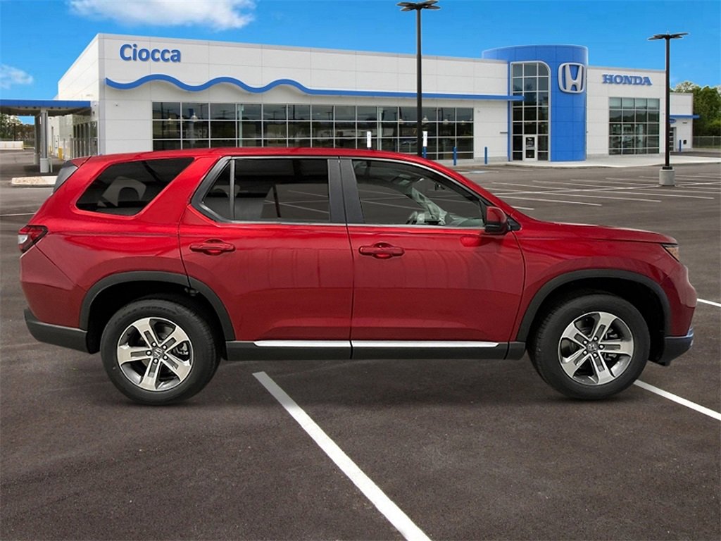 New 2025 Honda Pilot EX-L image 8