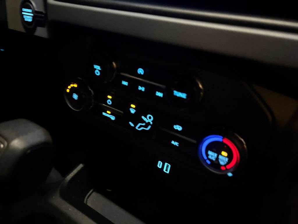 Used 2023 Ford Bronco 2-Door w/ Sasquatch Package image 20