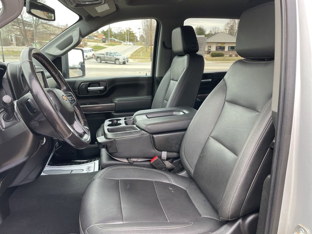 Used 2022 Chevrolet Silverado 2500 LTZ image 4