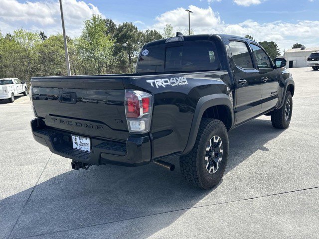 Used 2023 Toyota Tacoma TRD Off-Road w/ Technology Package AWD/4WD image 7