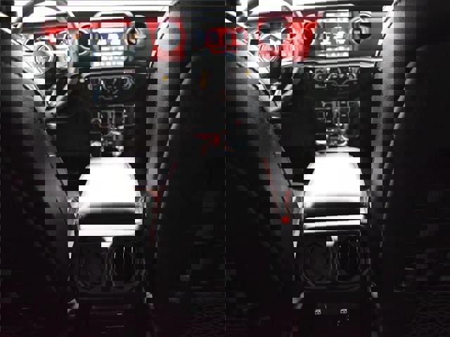 Used 2023 Jeep Wrangler Unlimited Rubicon w/ Steel Bumper Group image 27