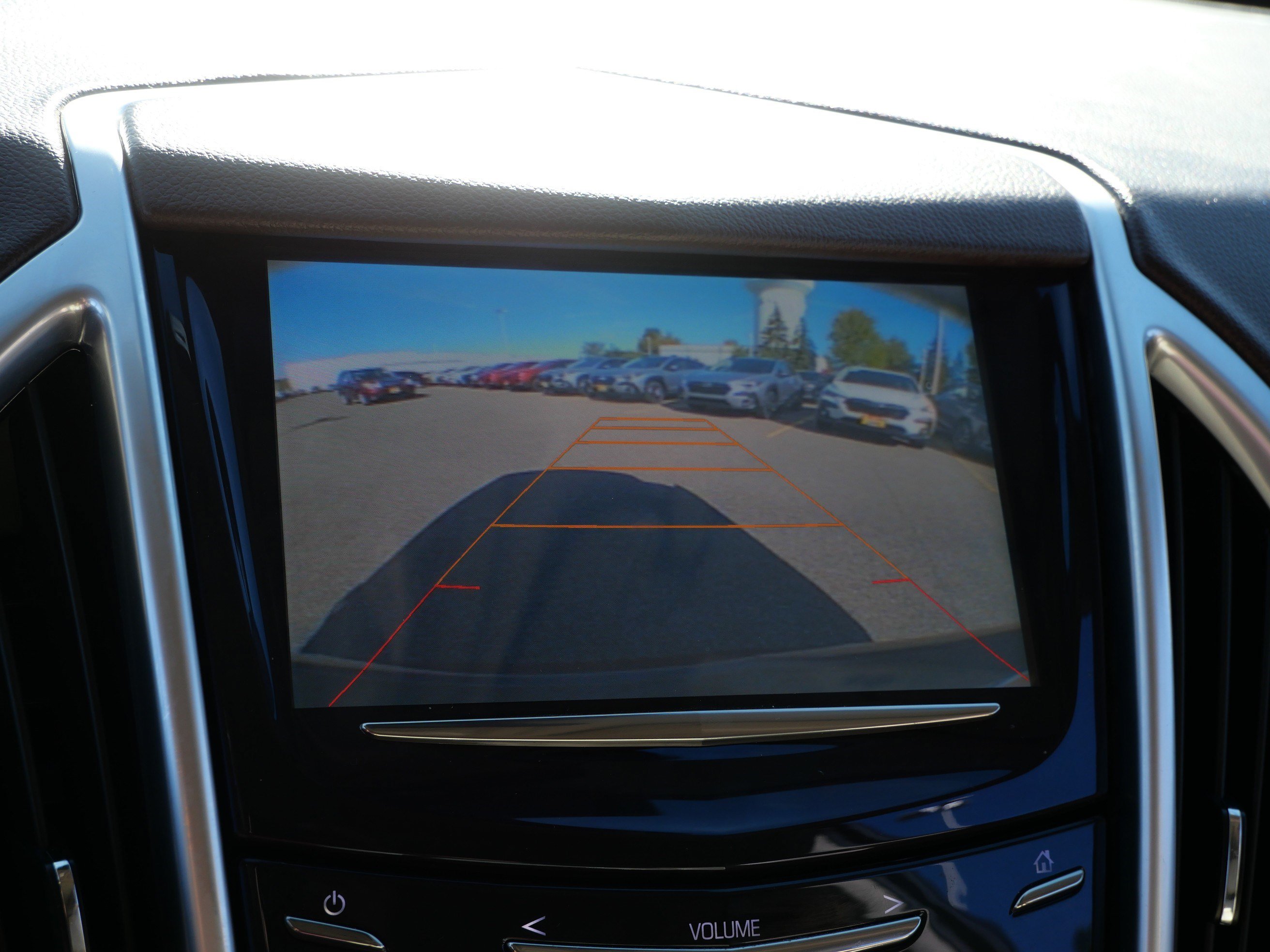 Used 2015 Cadillac SRX Luxury w/ Driver Awareness Package FWD image 27