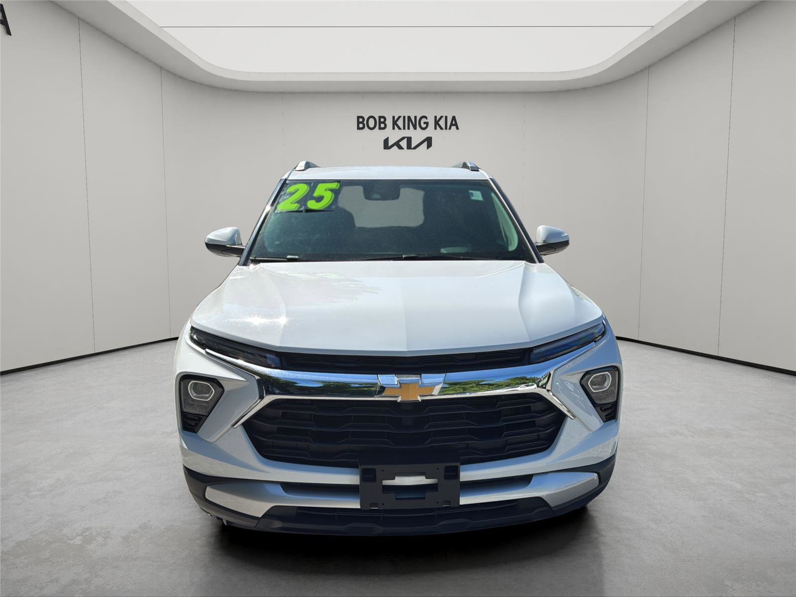 Used 2025 Chevrolet TrailBlazer LT AWD/4WD image 8