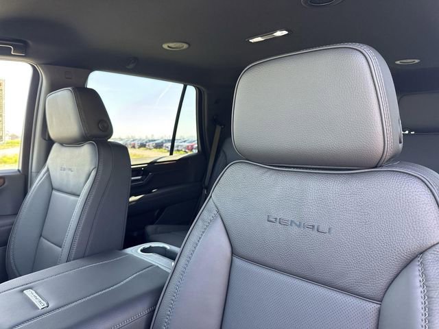 New 2026 GMC Yukon Denali RWD image 22