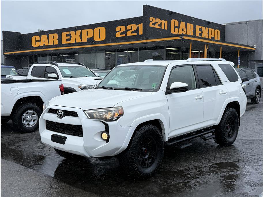 Used 2015 Toyota 4Runner SR5 RWD image 1