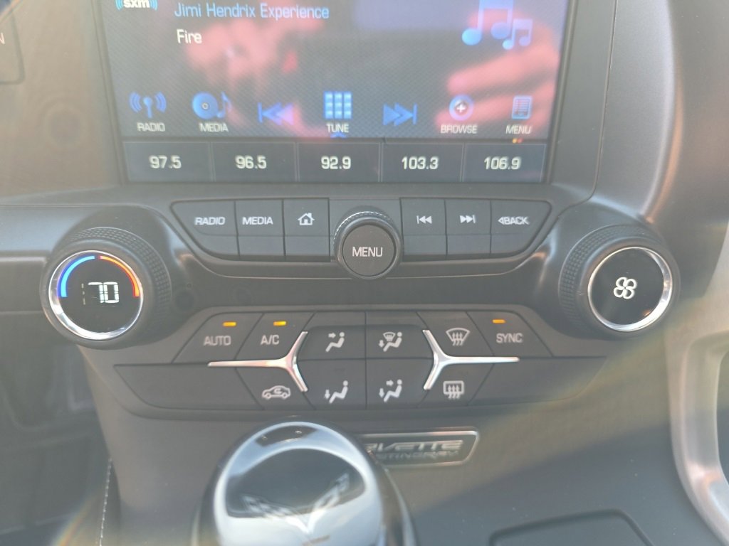 Used 2019 Chevrolet Corvette Stingray Coupe w/ Carbon Flash Badge Package image 17