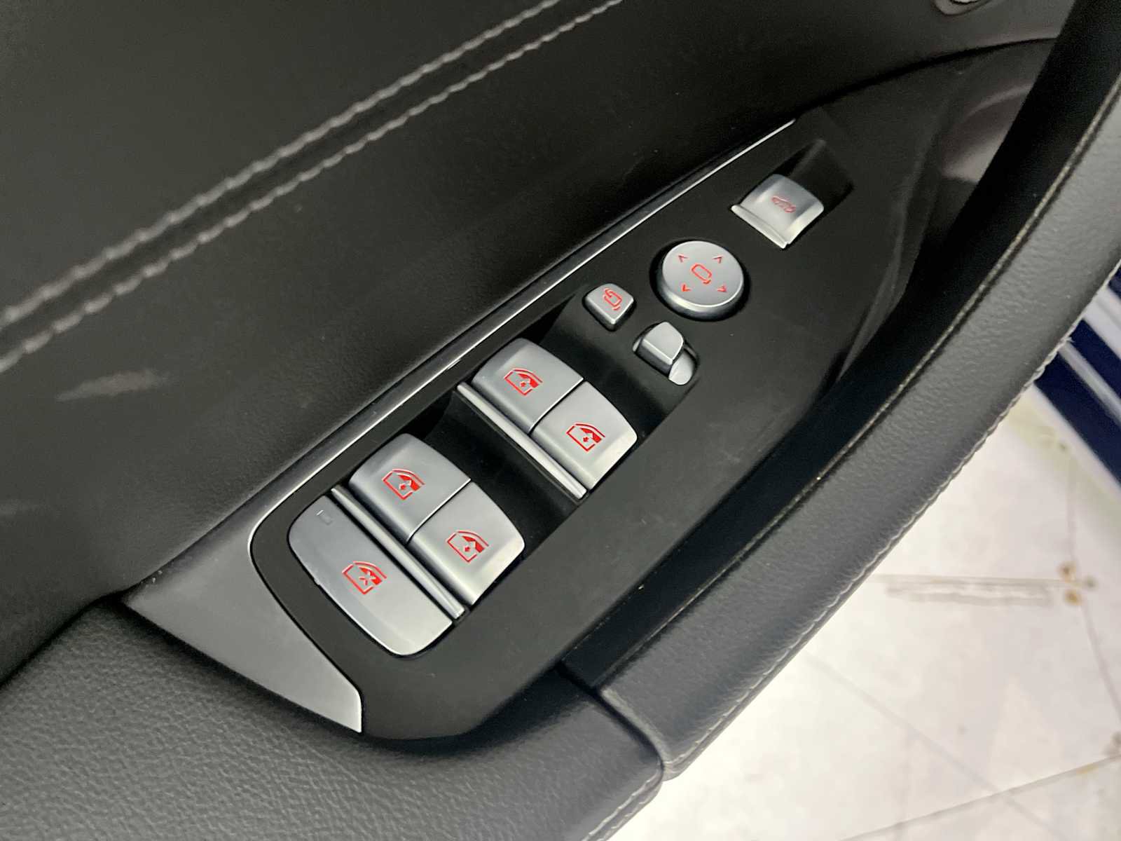 Used 2023 BMW X3 xDrive30i w/ M Sport Package image 15