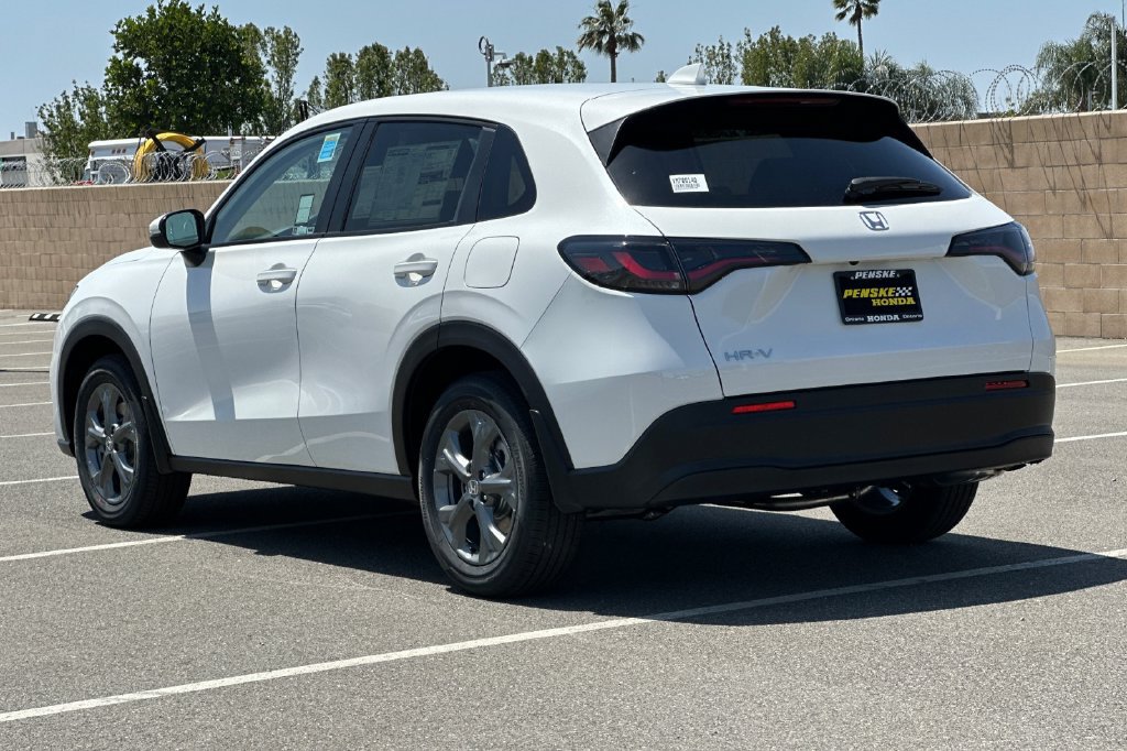 New 2027 Honda HR-V LX image 6