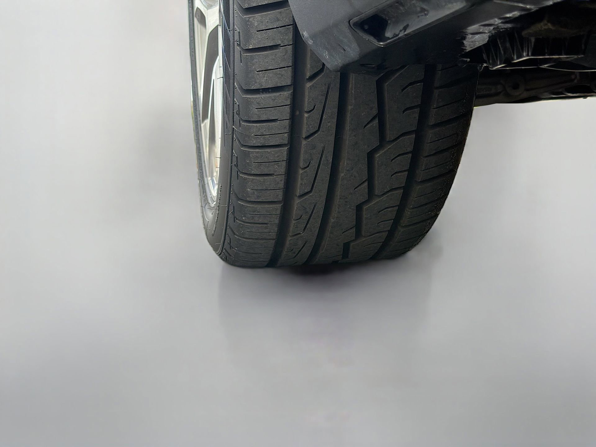 Certified 2025 BMW X5 xDrive50e image 42