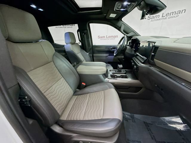 Used 2024 Chevrolet Silverado 1500 ZR2 w/ Technology Package image 33