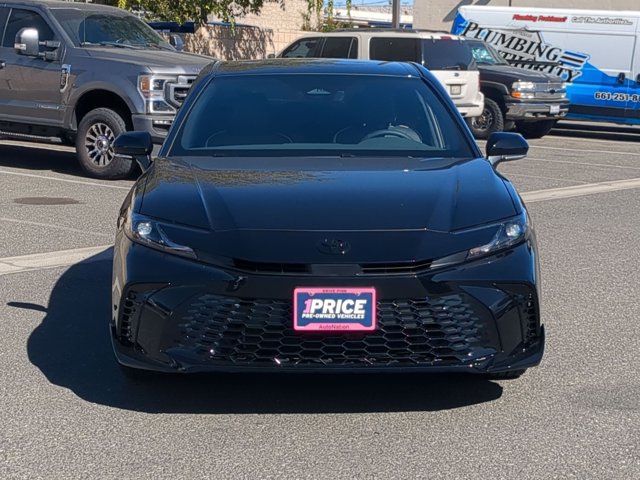 Used 2026 Toyota Camry Hybrid w/ Convenience Package FWD image 2