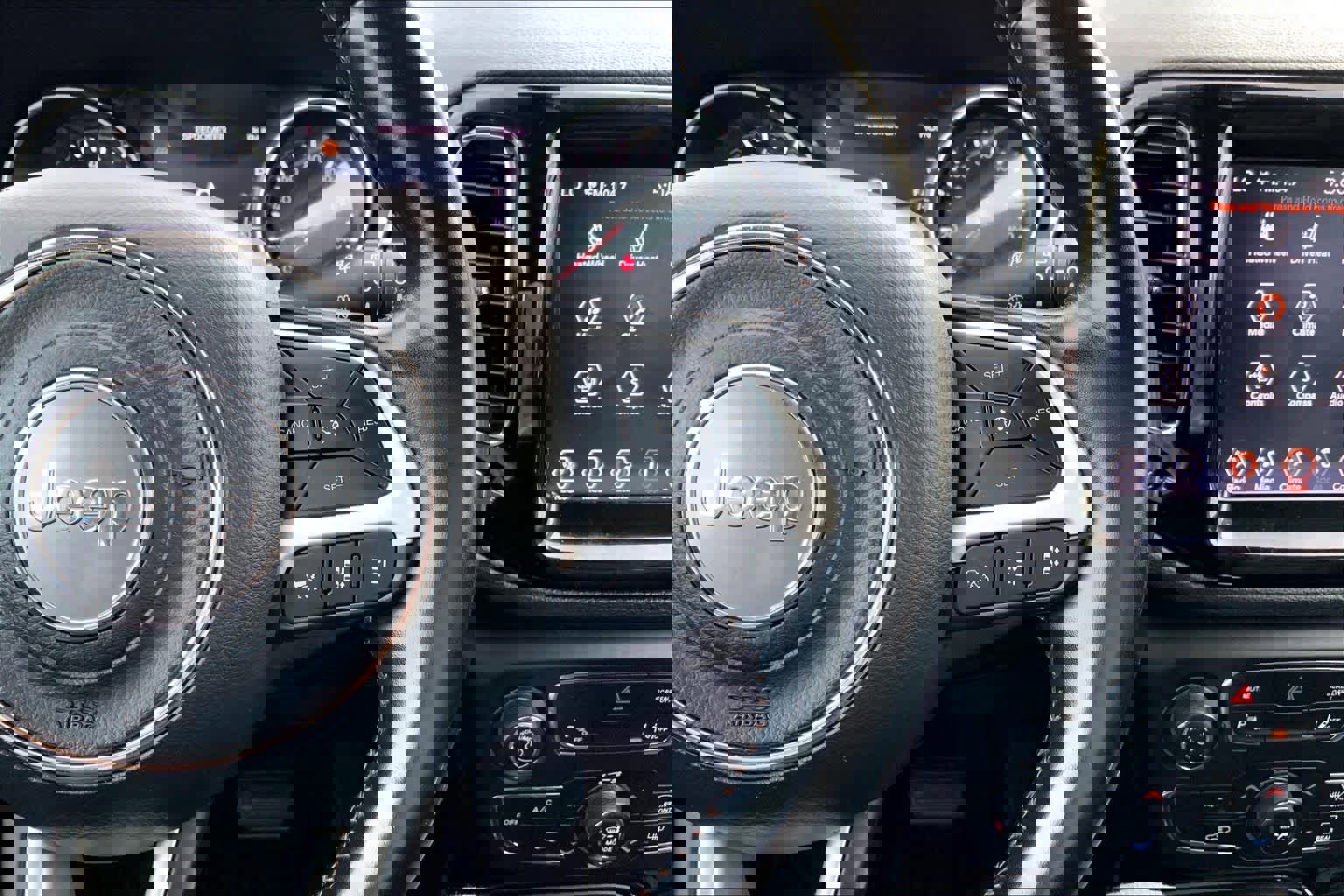 Used 2021 Jeep Compass Limited w/ Sun and Sound Group image 25