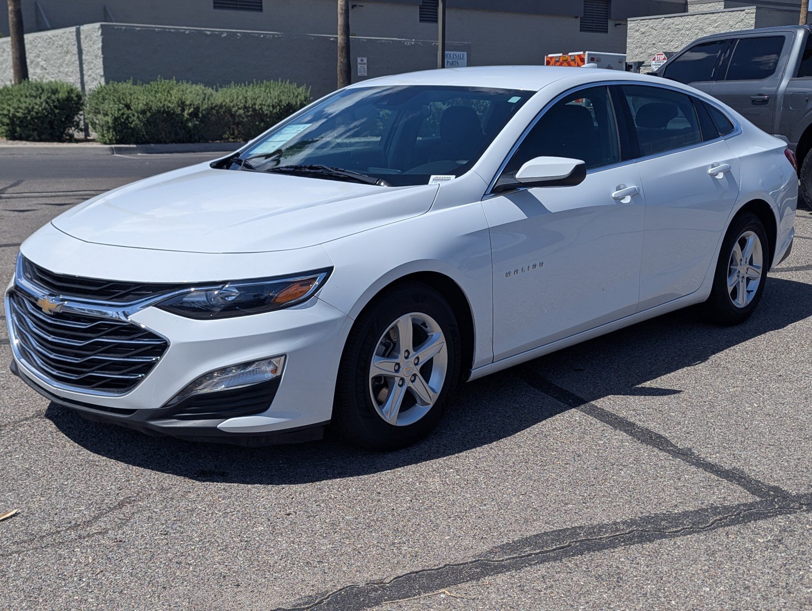 Used 2024 Chevrolet Malibu LT FWD image 5
