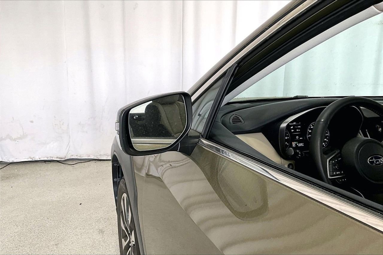 Used 2023 Subaru Outback Limited image 10