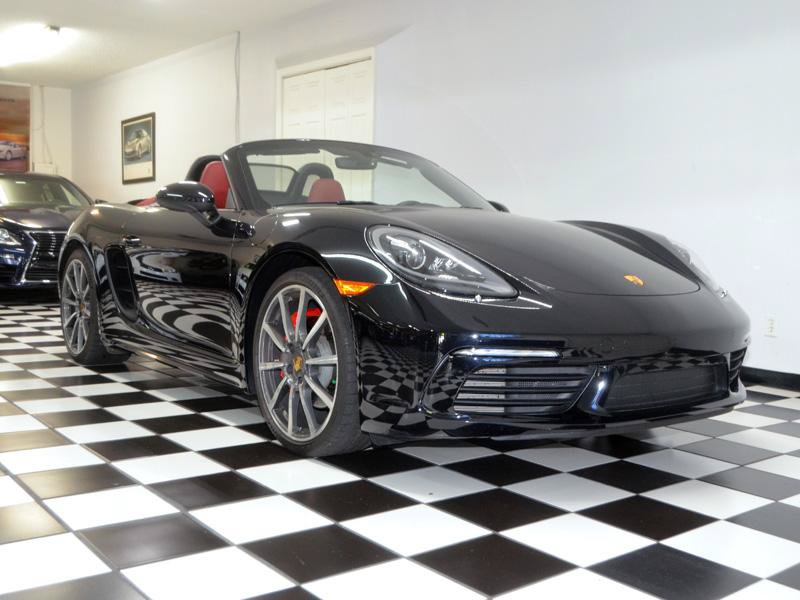 Used 2019 Porsche 718 Boxster S RWD image 3