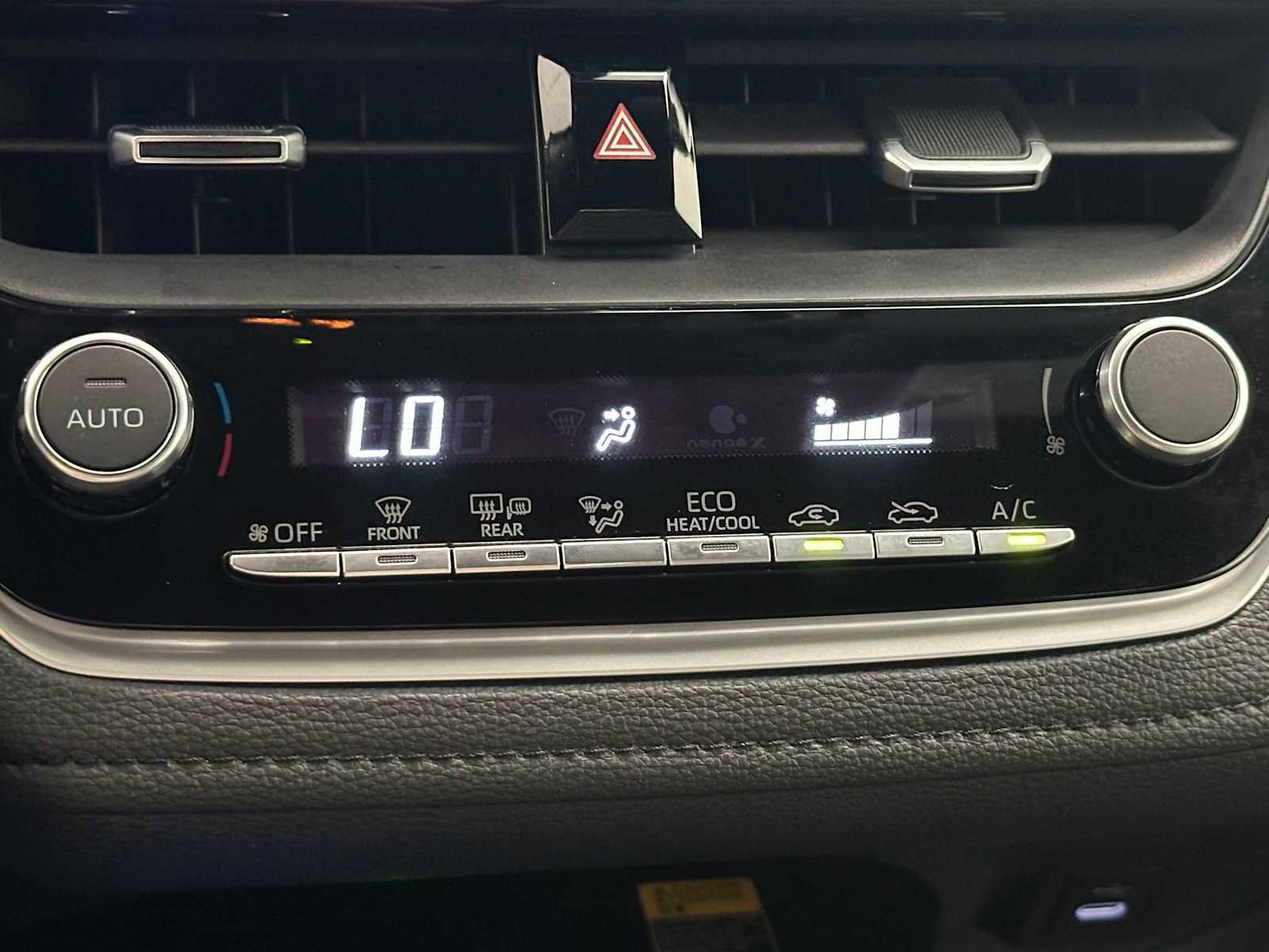 Certified 2025 Toyota Corolla XSE image 17