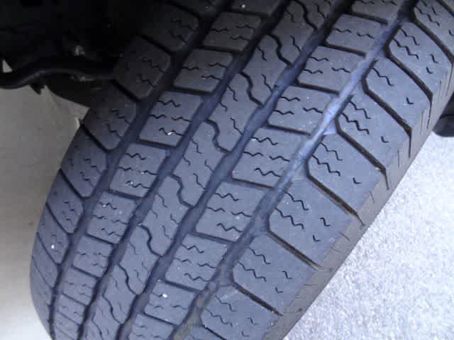 Used 2024 RAM 1500 Classic SLT image 30