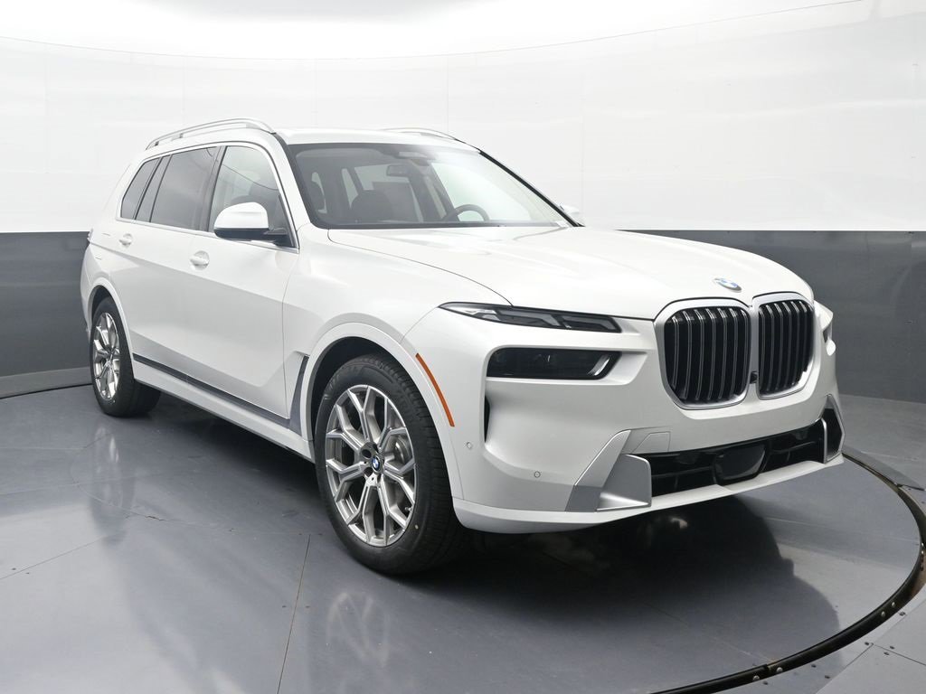 New 2026 BMW X7 xDrive40i image 3