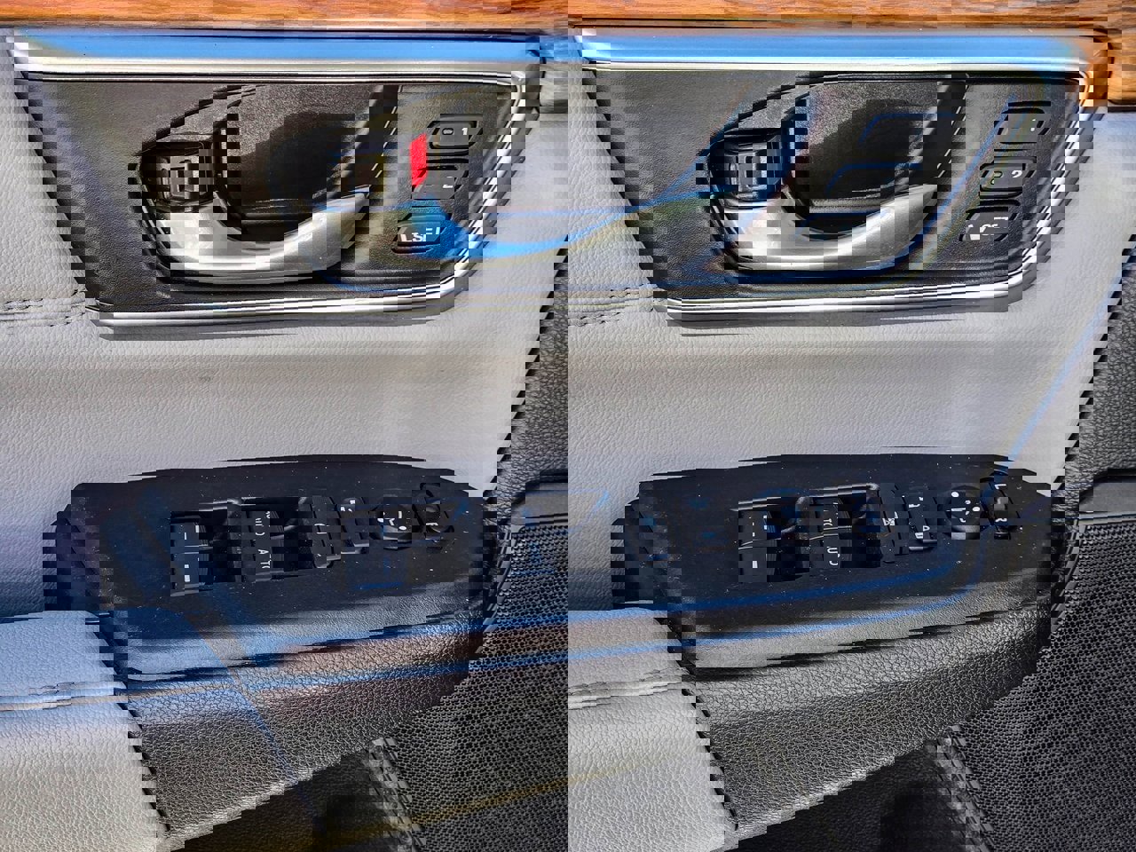 Used 2019 Honda CR-V Touring image 15