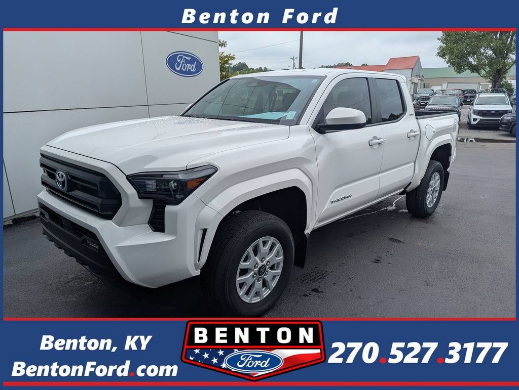 Used 2025 Toyota Tacoma SR5 RWD image 1