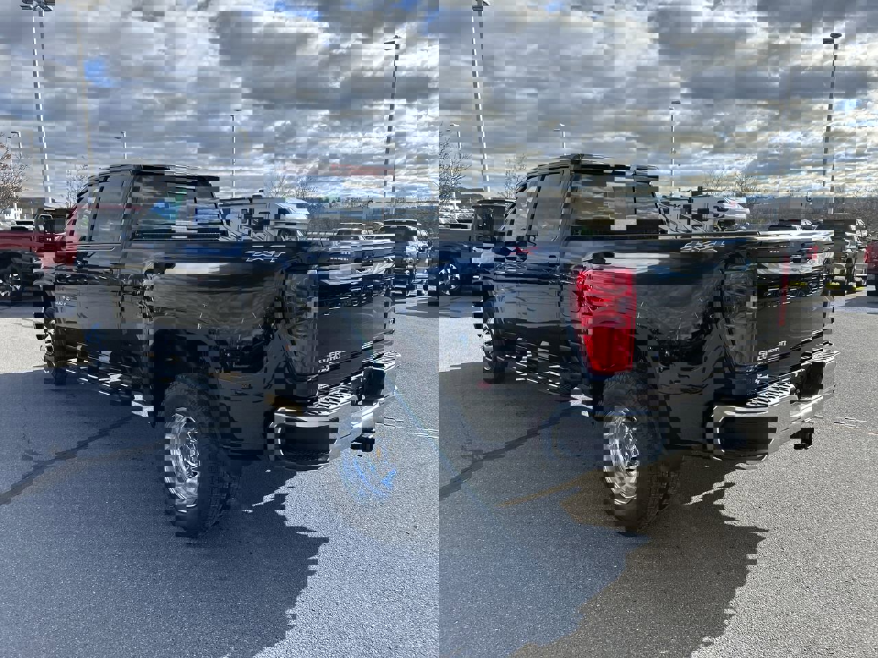 New 2026 Chevrolet Silverado 3500 LT image 5