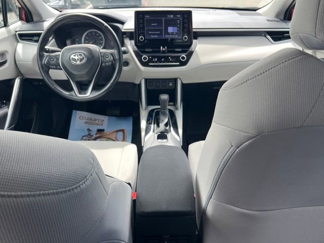 Used 2022 Toyota Corolla Cross LE AWD/4WD image 14