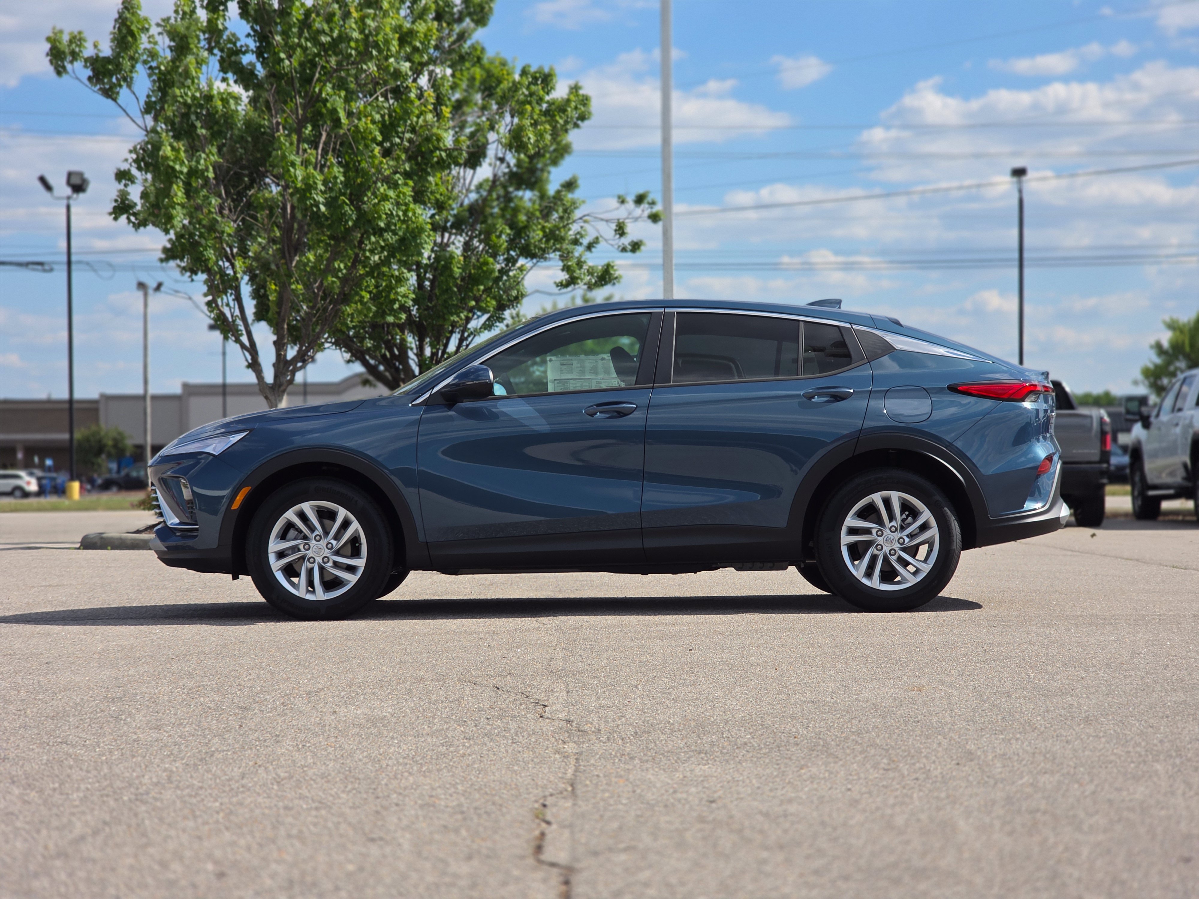 New 2026 Buick Envista Preferred FWD image 4
