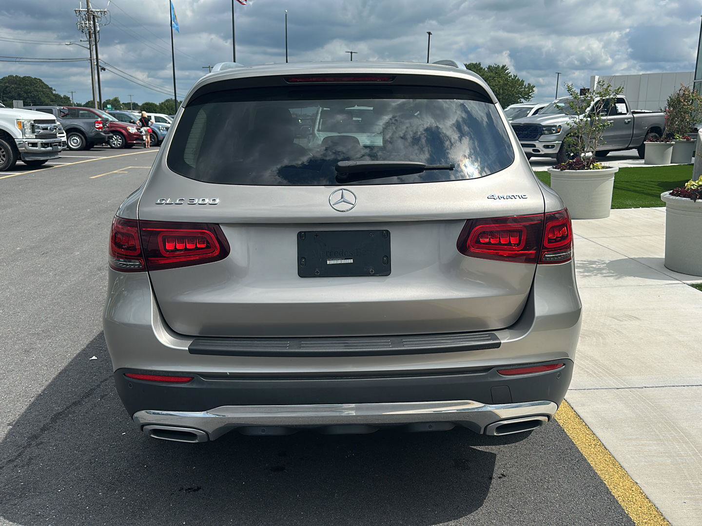 Used 2021 Mercedes-Benz GLC 300 4MATIC image 6