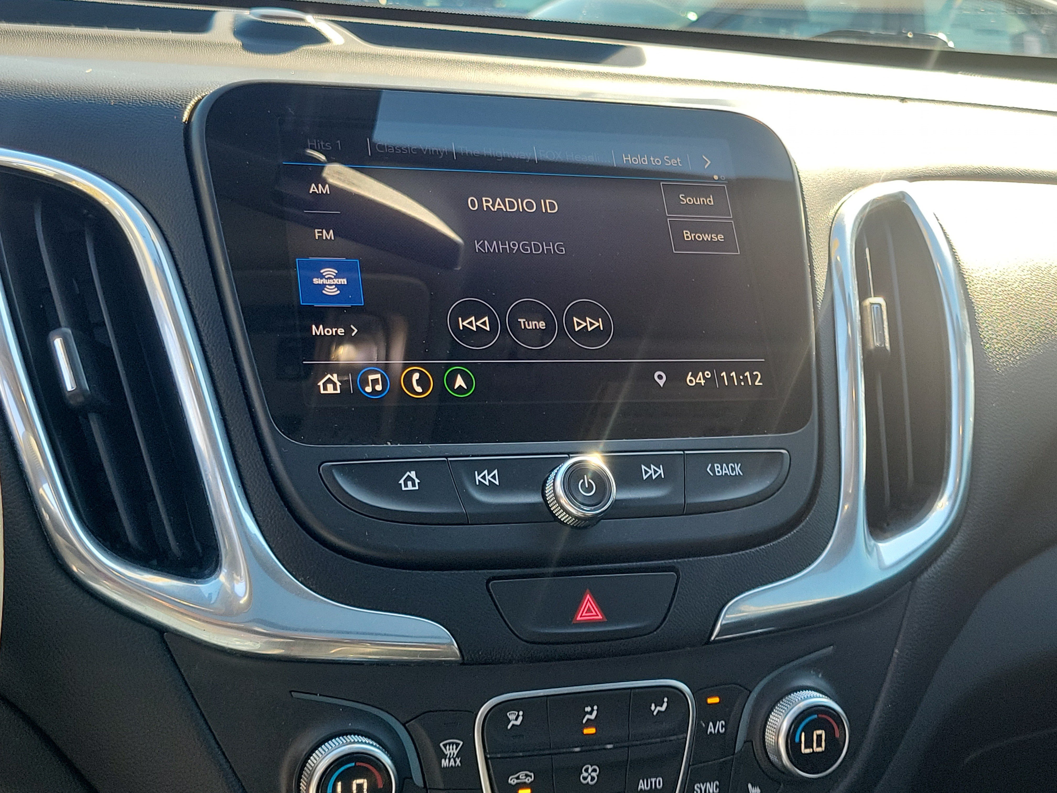 Used 2020 Chevrolet Equinox LT FWD image 26