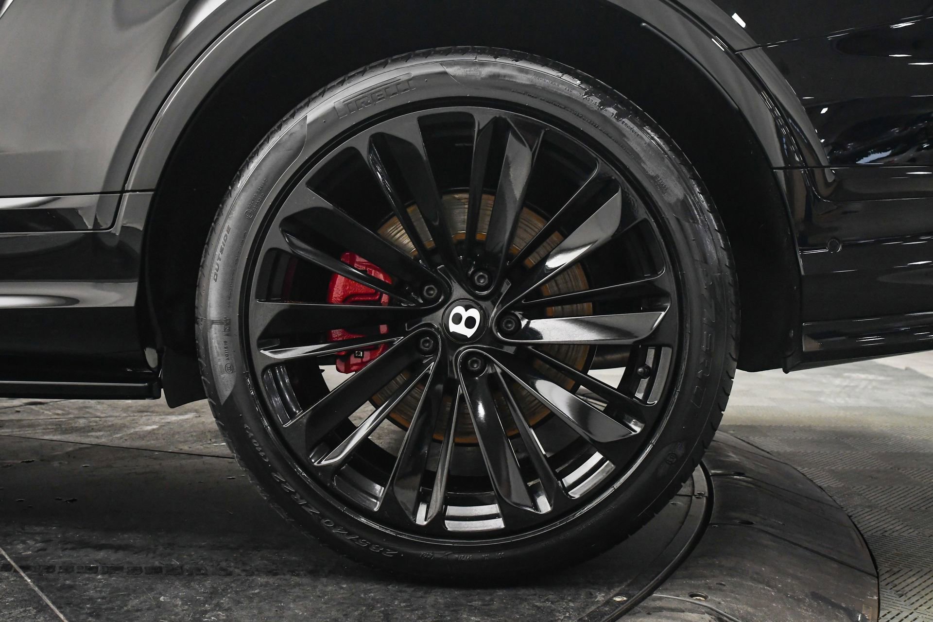 Certified 2021 Bentley Bentayga Speed image 32