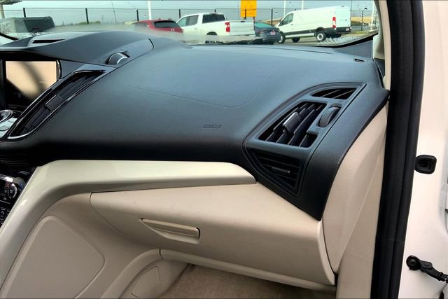 Used 2014 Ford C-MAX Energi SEL w/ Equipment Group 303A image 16