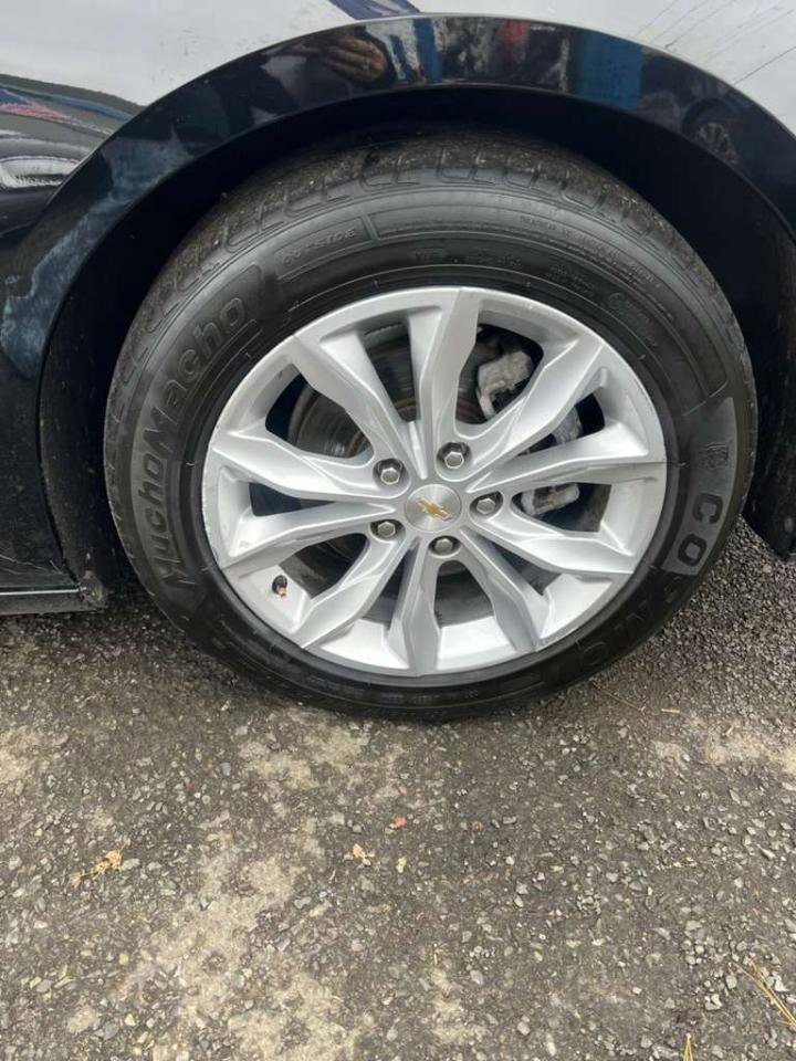 Used 2023 Chevrolet Malibu LT image 17