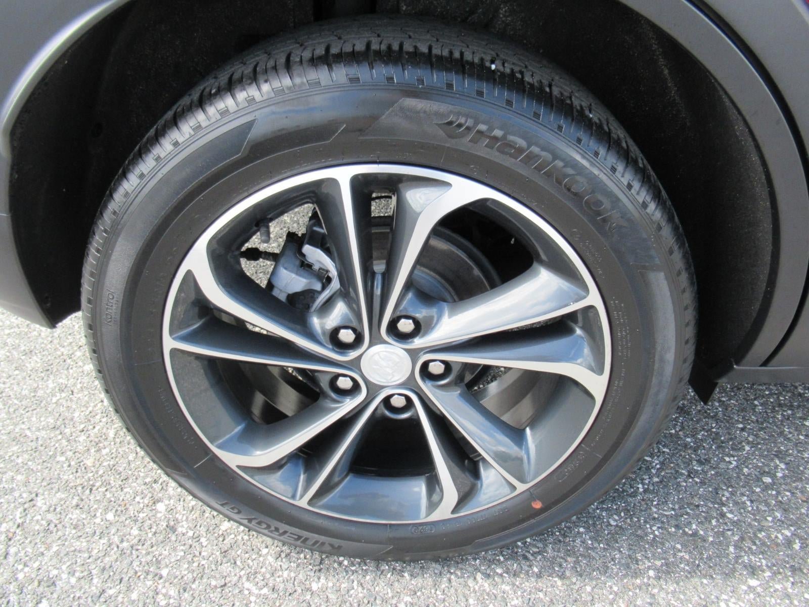 Used 2020 Buick Encore GX Essence w/ Advanced Technology Package FWD image 9
