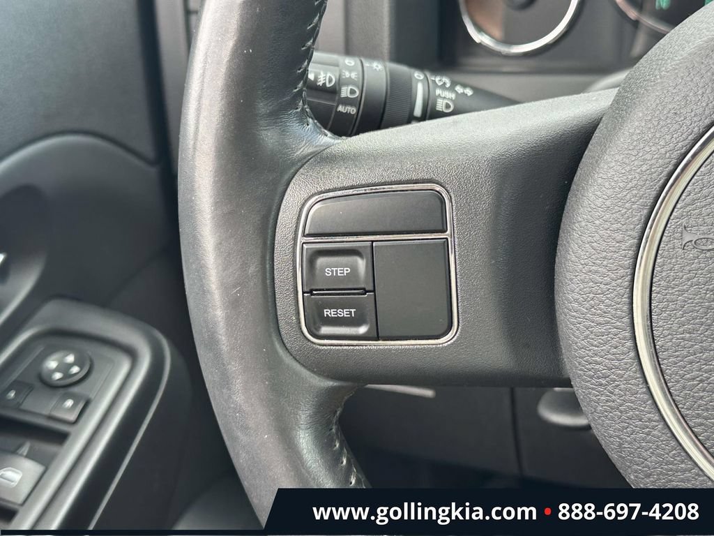 Used 2011 Jeep Liberty Sport w/ Popular Equipment Group AWD/4WD image 21