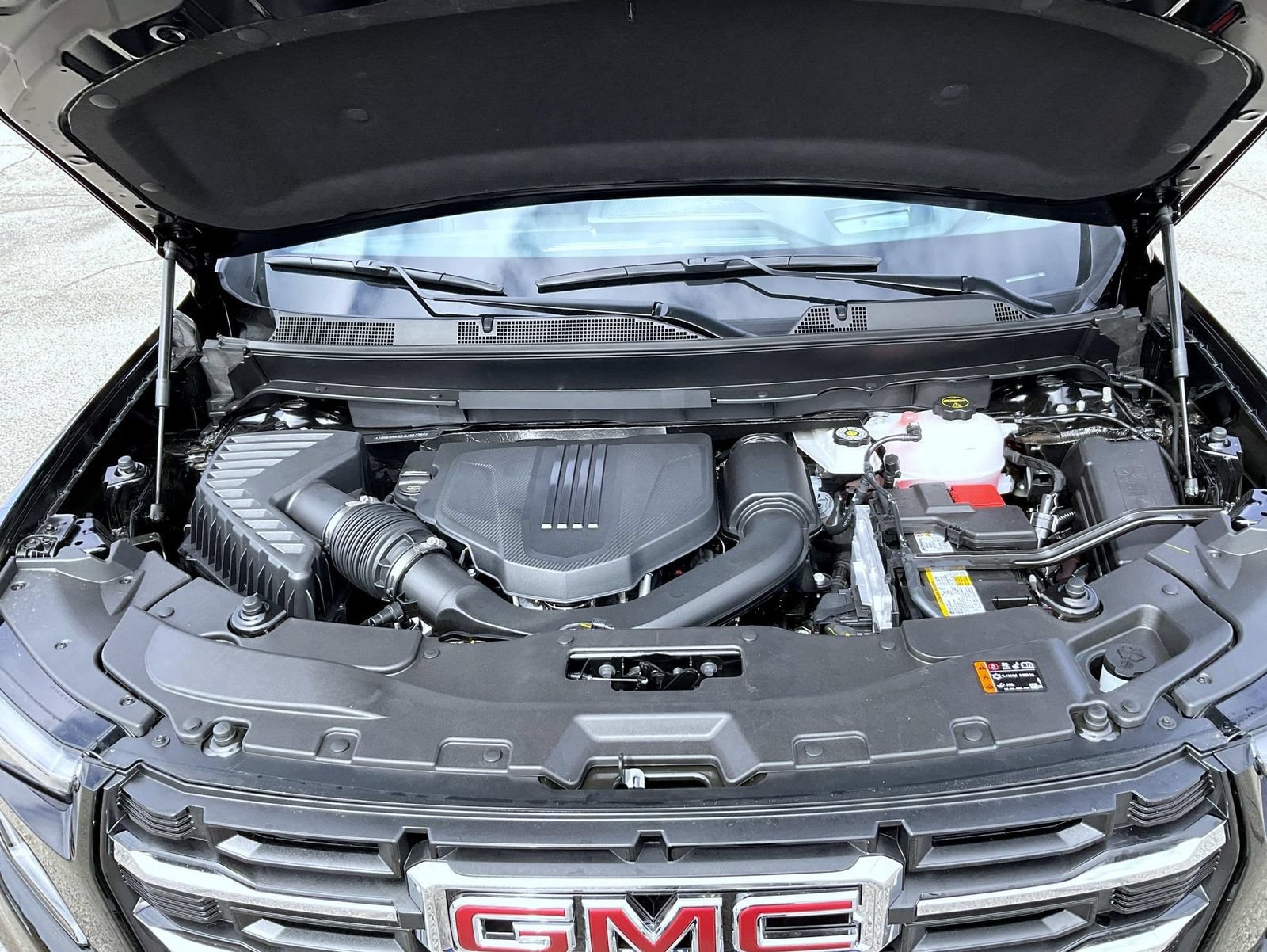New 2026 GMC Acadia Elevation w/ Elevation Premium Package AWD/4WD image 25