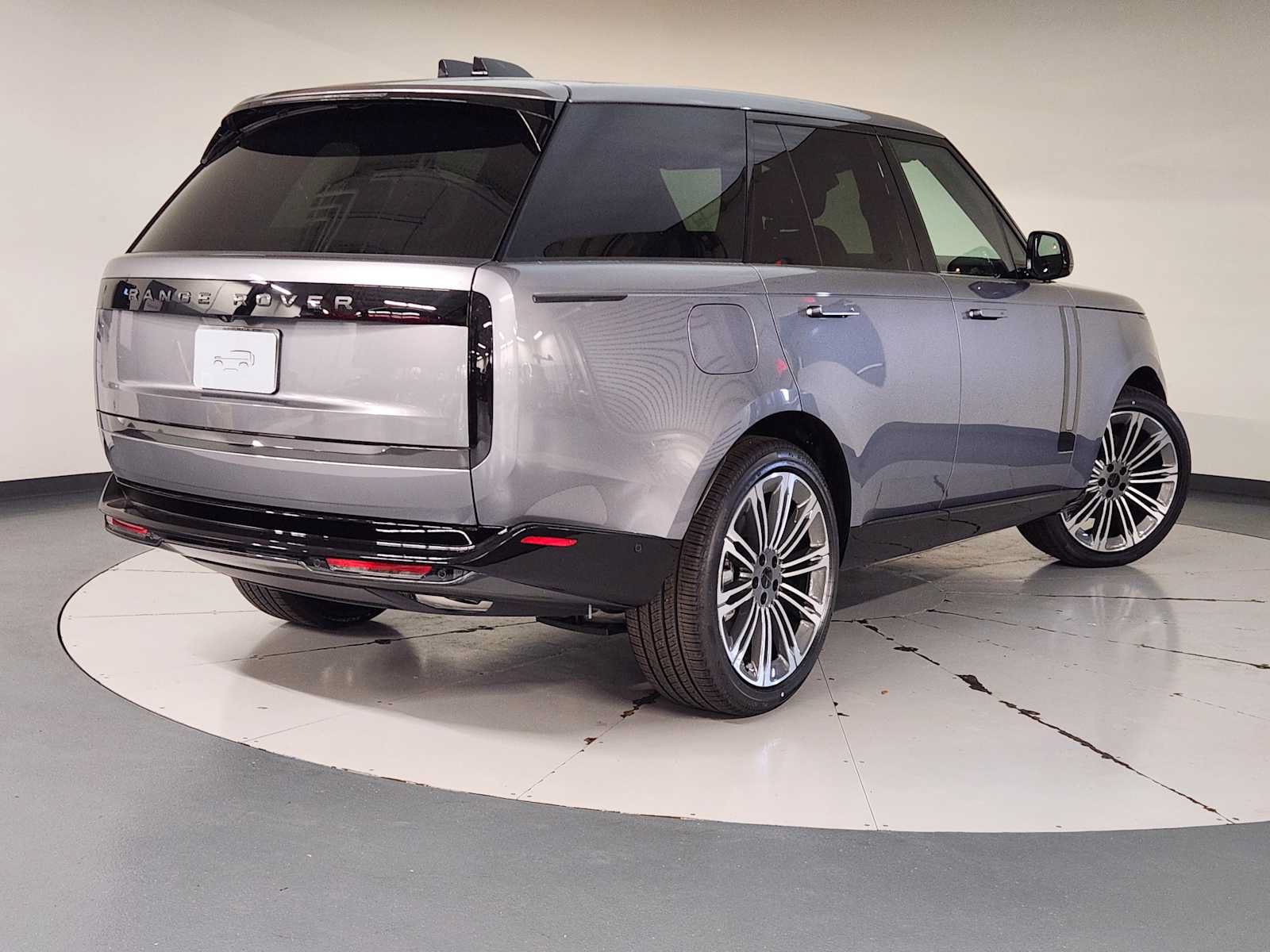 New 2026 Land Rover Range Rover SE AWD/4WD image 2