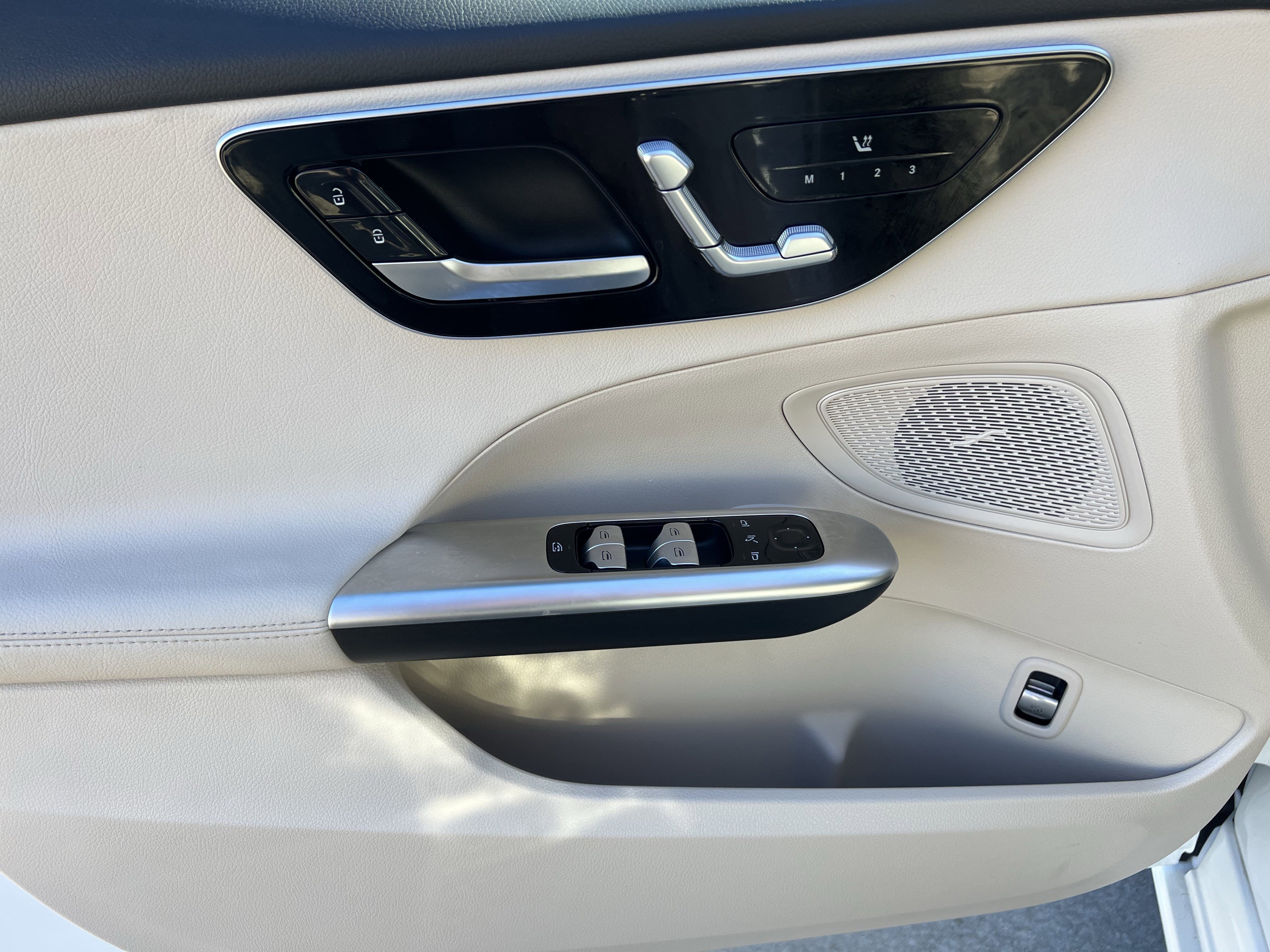 Used 2024 Mercedes-Benz C 300 4MATIC Sedan image 14