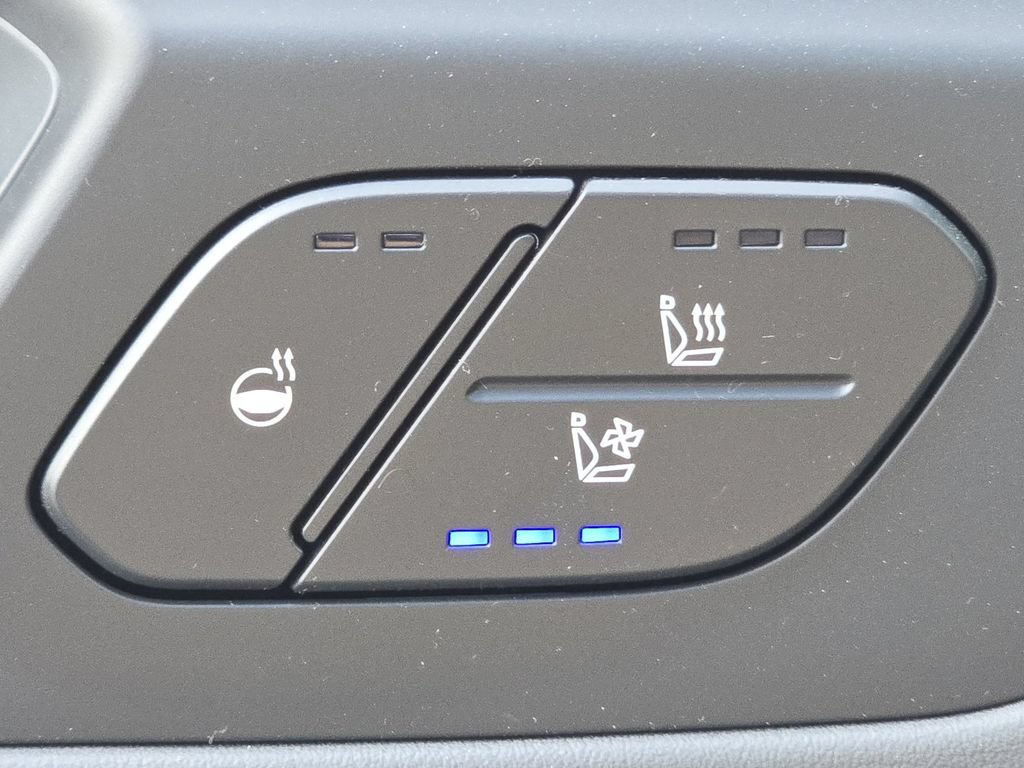 Used 2024 Kia EV9 Wind AWD/4WD image 6