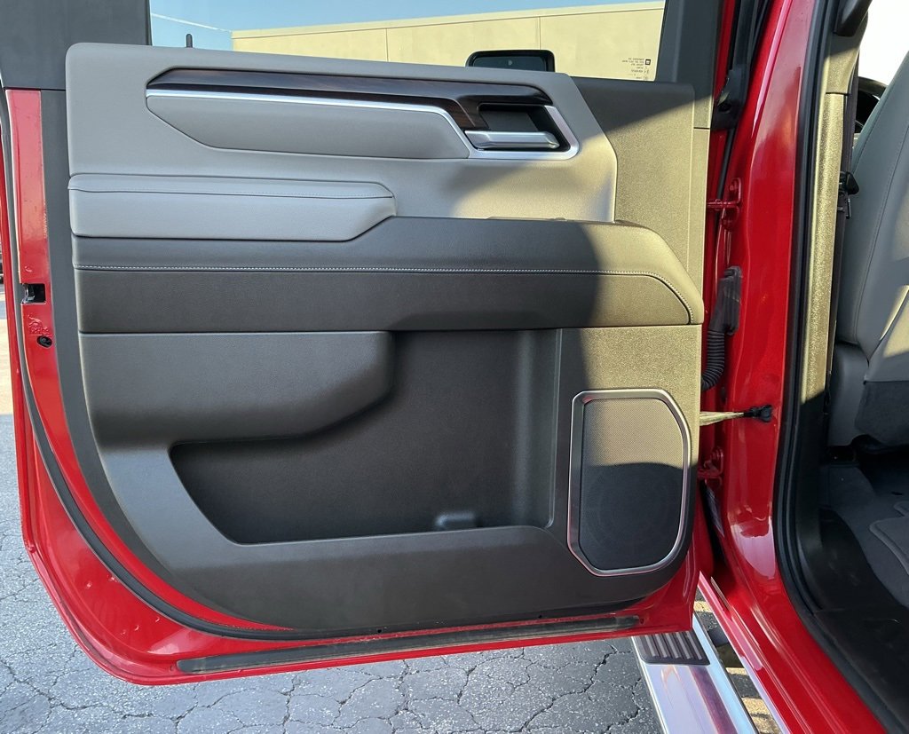 Used 2024 GMC Sierra 3500 SLT w/ SLT Convenience Package image 50