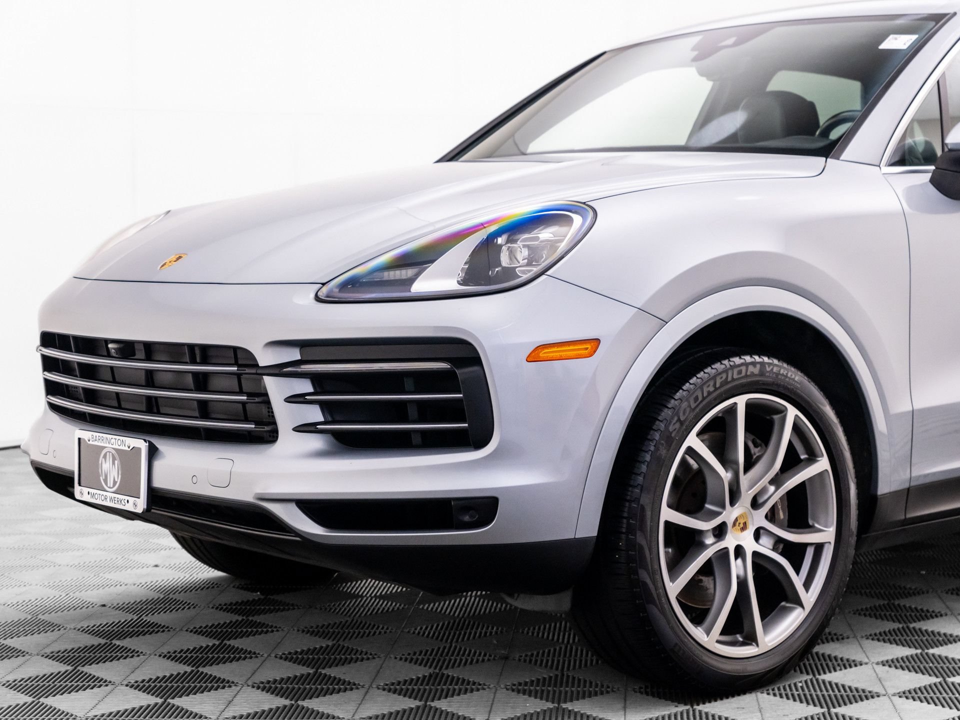 Certified 2023 Porsche Cayenne AWD/4WD image 40