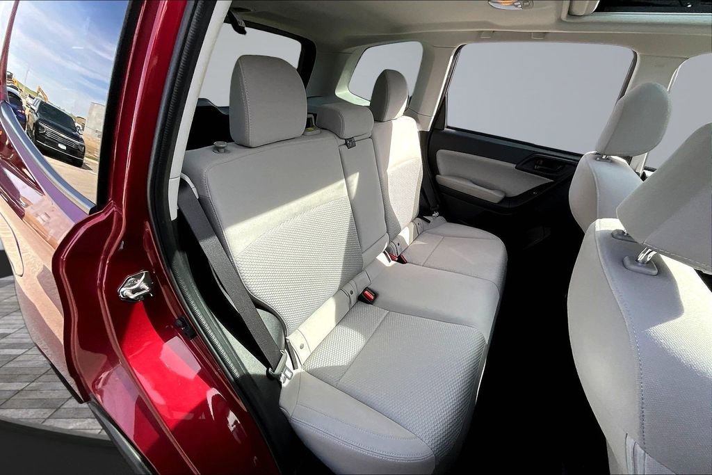Used 2018 Subaru Forester 2.5i Premium w/ All-Weather Package AWD/4WD image 22