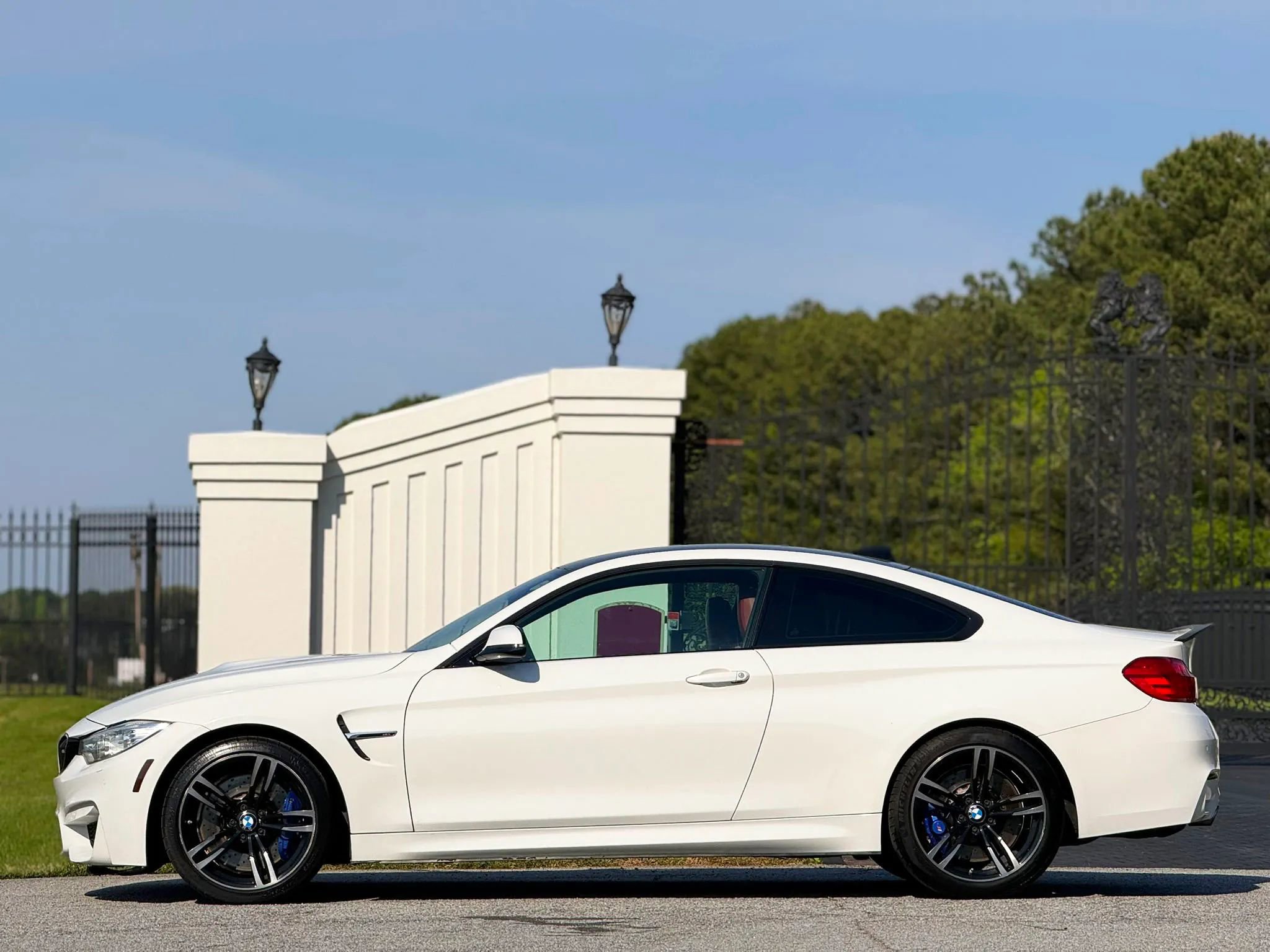 Used 2016 BMW M4 Coupe RWD image 7