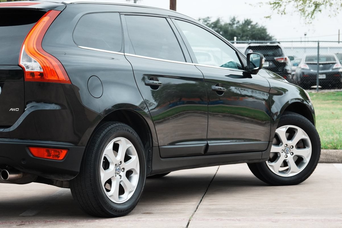 Used 2013 Volvo XC60 3.2 AWD/4WD image 36