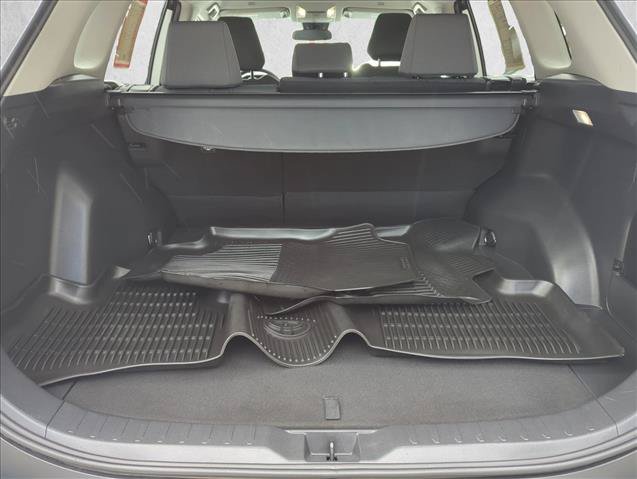 Certified 2025 Toyota RAV4 XLE FWD image 10