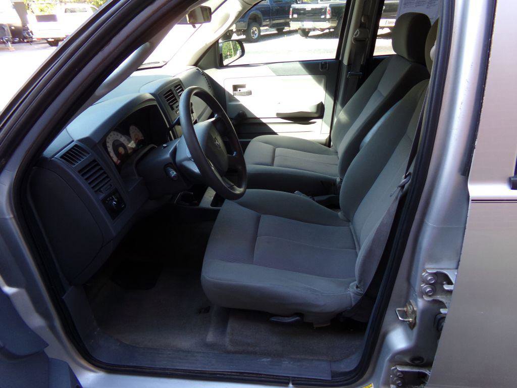 Used 2006 Dodge Dakota ST RWD image 9