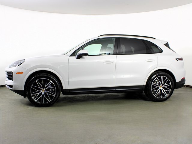New 2025 Porsche Cayenne image 2